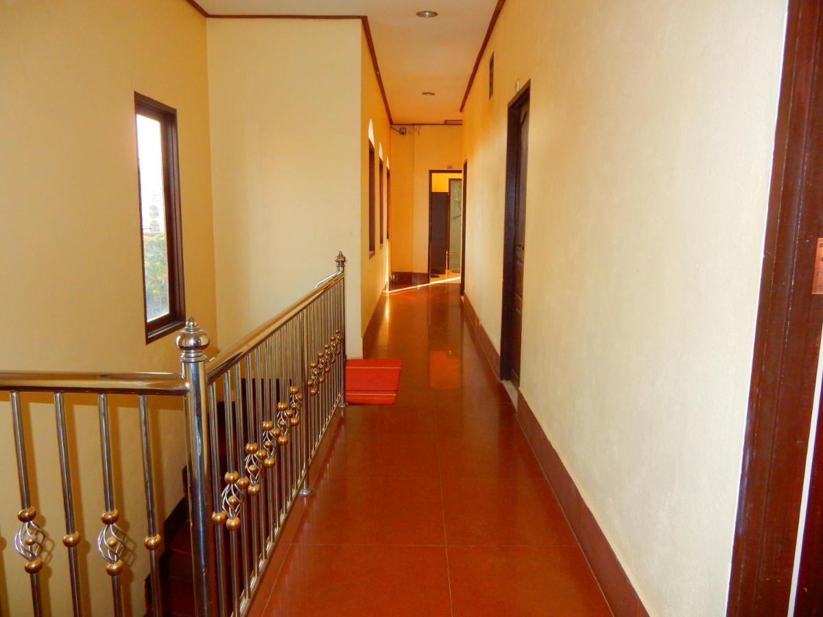 Vang Vieng Camellia Hotel Εξωτερικό φωτογραφία